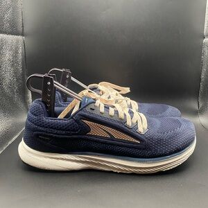 Altra Shoes Women’s 9W Escalante Running Navy Athletic Sneakers ALOA7R71447